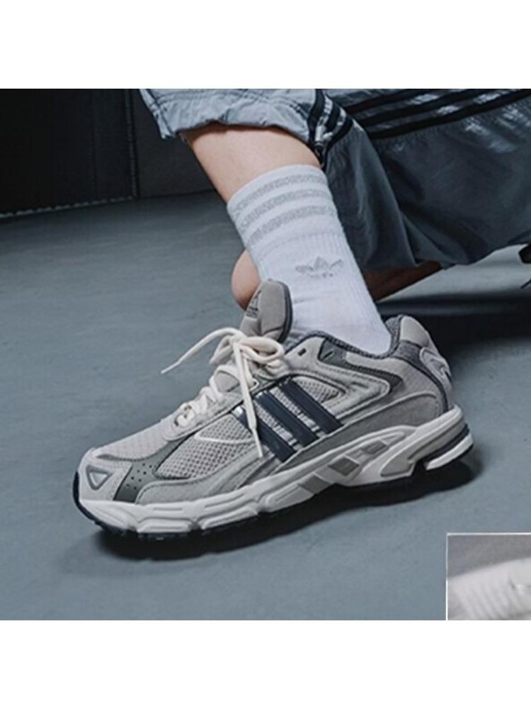 

Кросівки Adidas Flashback RESPONSE CL Татові кросівки - Adidas IG6226 38 світло-сірий колір