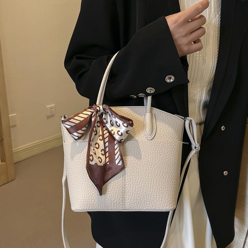 Ladies Bags  High Quality Spring New Crossbody Portable Single Shoulder  Leisure Commerce Tote Package