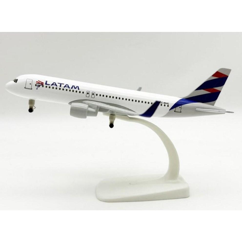 20cm Diecast Latam Airlines Model Airplane (20-320 Series)