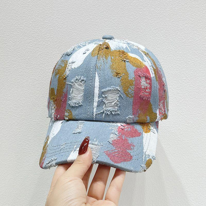 Broken Hole Graffiti Color Blocked Simple Baseball Cap for Women, Sun Shading Couple, Duckbill Cap for Men