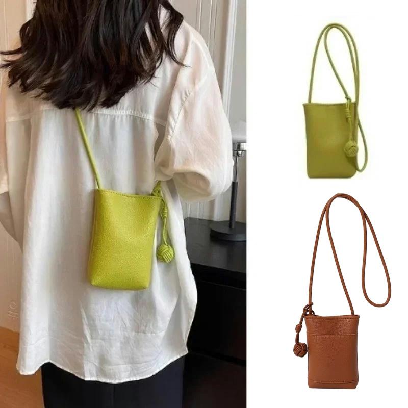 Women PU Leather Small Crossbody Bag Designer Cell Phone Bag Lightweight Fashion Shoulder Bag Ladies Travel Purse Small Bag