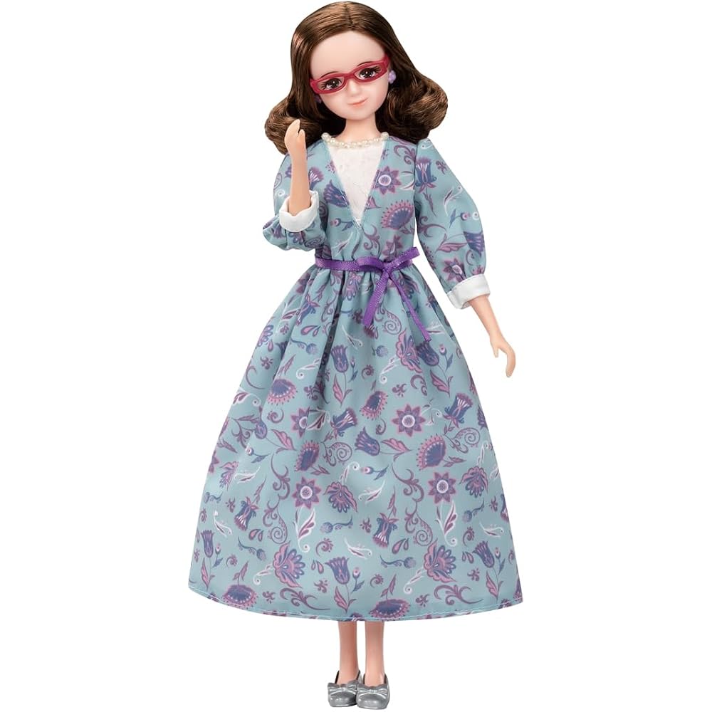 TAKARA TOMY (TAKARA TOMY) Licca-chan Doll, My Lovely Grandma, Dress Up, Playhouse Toy, 3 Years an...
