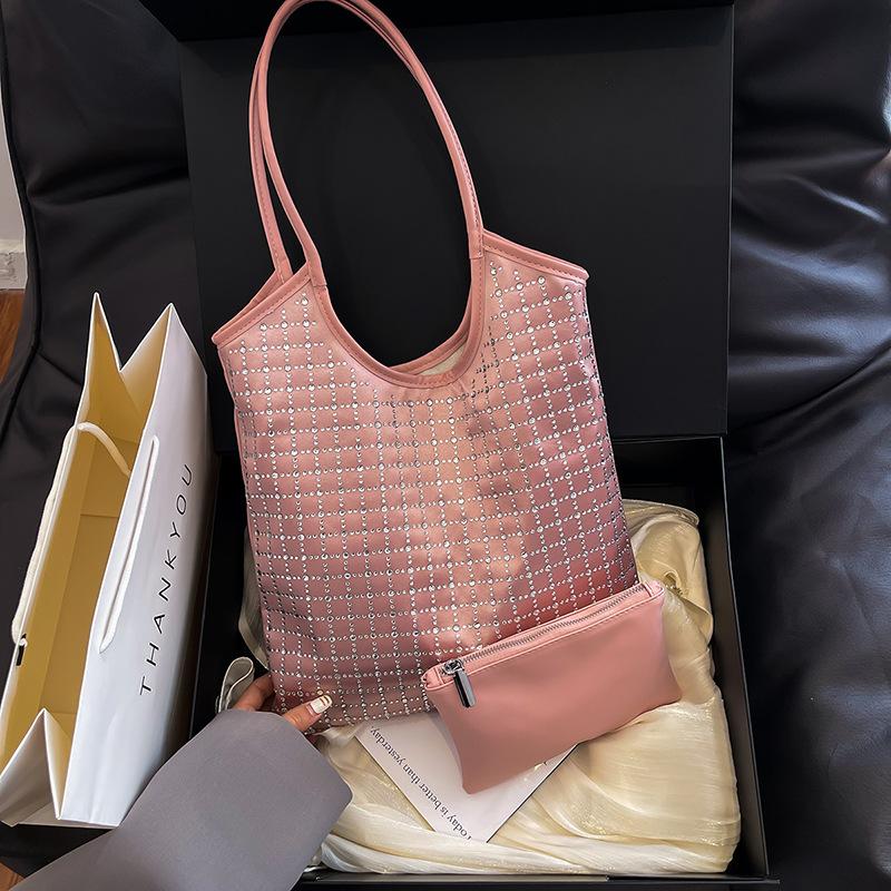 Korean Version of Fashion Sticker Diamond Shoulder Bag Women's 2025 New Underarm Bag Large Capacity Tote Fashion Commuter Women's Bag