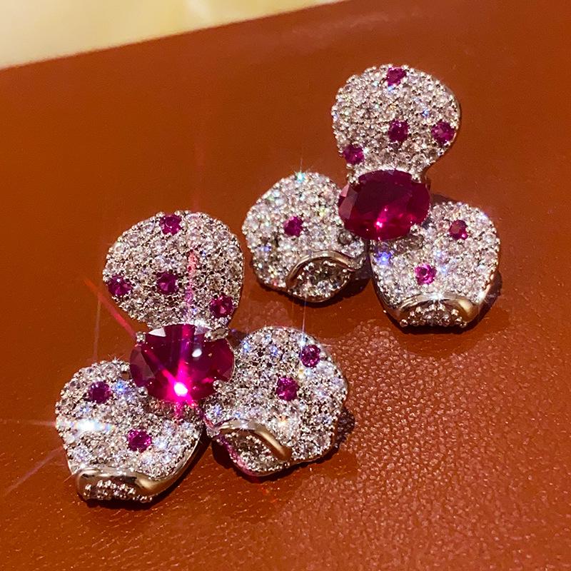Gold-Plated Vintage Bow Pearl Earrings - Luxury Niche Design Stud Jewelry