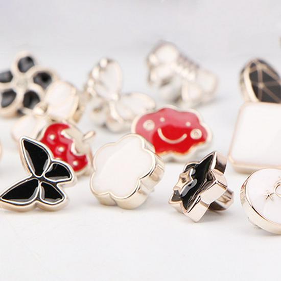 High-End Damen Perlen Cardigan Hemdknöpfe: Exquisiter Kleiner Duftstil