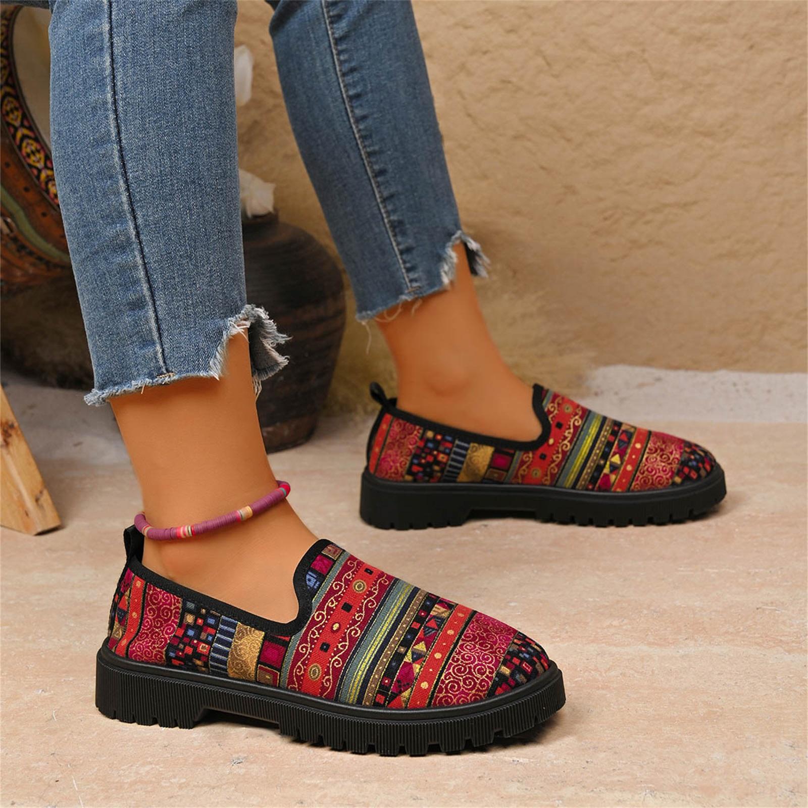 

Women s Fashionable Plus-Size - Loafers Casual Mules 42 червоний