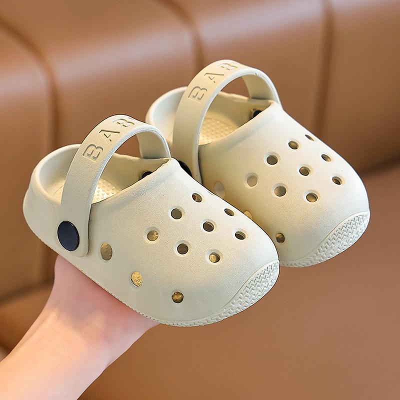 Fashion Girl Boy Summer Slippers EVA Beach Sandals Garden Shoes Soft Kids Outdoor Slippers Flip Shoes