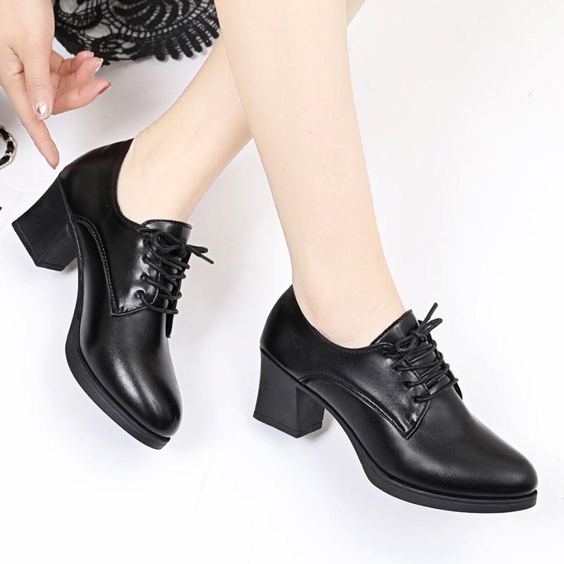 2025 new deep-mouth fashion soft leather one-pedal single shoes summer versatile large-size lace-up round head casual leather shoes