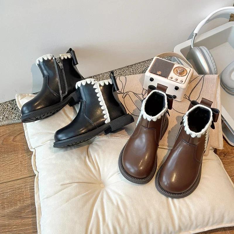 Mädchen Lederstiefel mit Schleife hinten Kinder Prinzessinnenstiefel Rutschfest 2024 Herbst Winter Neue Kinder Kurze Stiefel mit Seitenreißverschluss