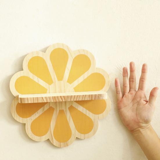 Yousheng Decorative Floating Shelf Flower Shape Wall Shelf Wooden Wall Plant Holder Crystal Display Shelf for Figurines Home Decorations Storage