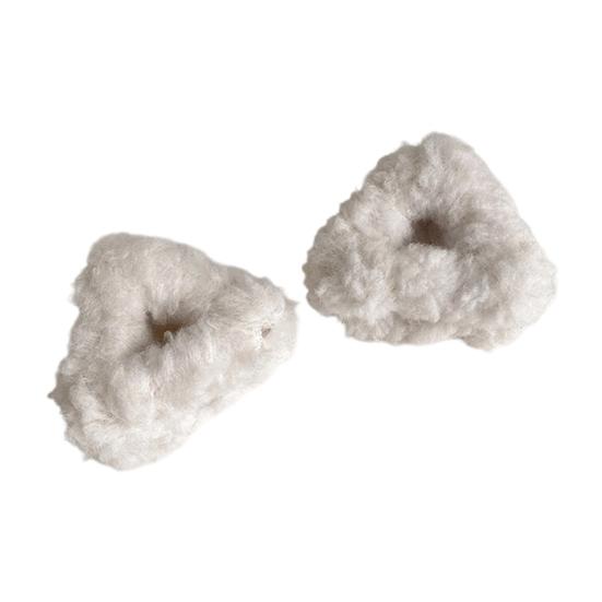 

1 пара плюшевых заколок для волос с кошачьими ушками, нескользящие треугольные боковые заколки для волос, заколка-краб для челки, украшение, шпильки, зимние женские аксессуары для волос, день рождения белый