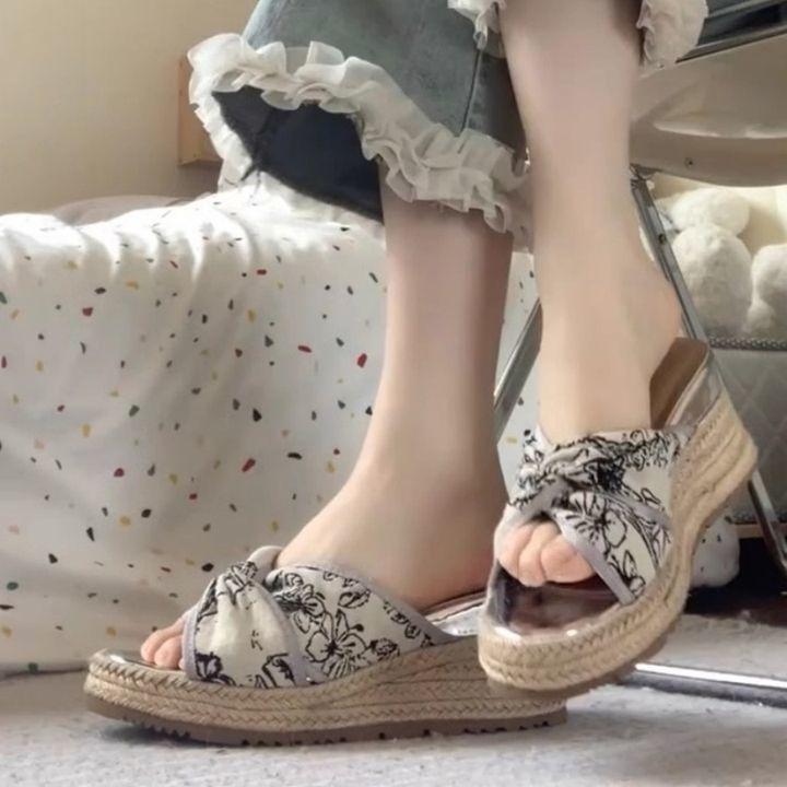 New Chinese-style thick-soled cool slippers for women's 2025 summer new outer wear one-word slippers for small people, heel sandals