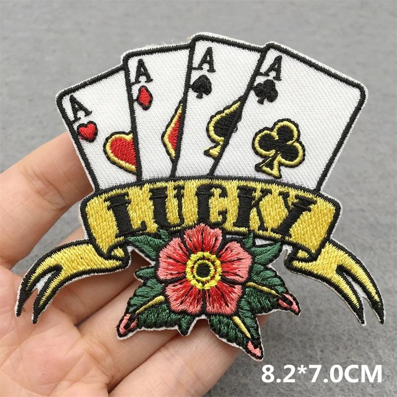 Love Nature Patch Magic Mushroom Embroidery Patches For Clothing Diy Iron-On Stickers Appliques Flowers Stripes