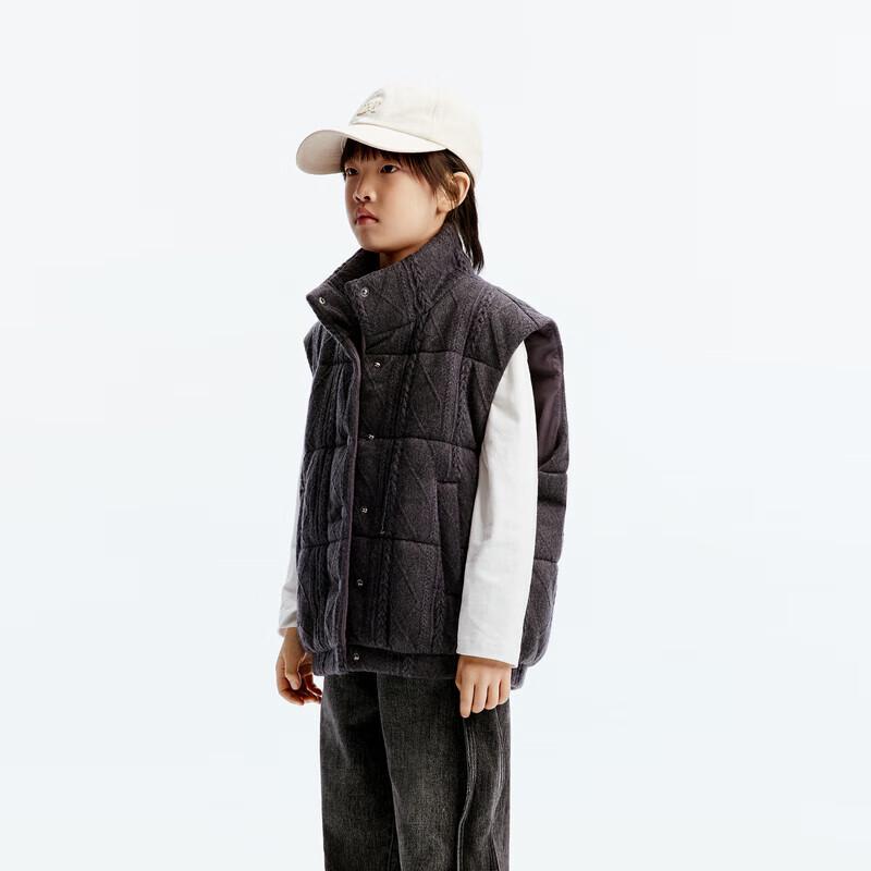 little MO&Co. Kids  Knitted Twist Pattern Sleeveless Padded Vest 110
