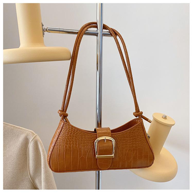 

French texture popular bag white underarm bag women s 2024 new trendy solid color French niche portable baguette bag світло-коричневого кольору