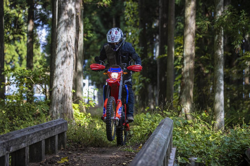 iRC Tire 129434 62P WT Rear GP-610 120/80-18 M/C (Tube Type)