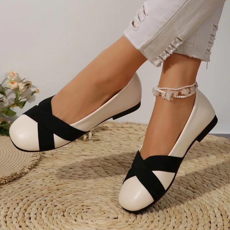 Fashion 2024 New Versatile Color Matching Women's Leather Shoes Soft Bottom Flat Shoes Large Size Shallow Mouth Fashion Casual Shoes