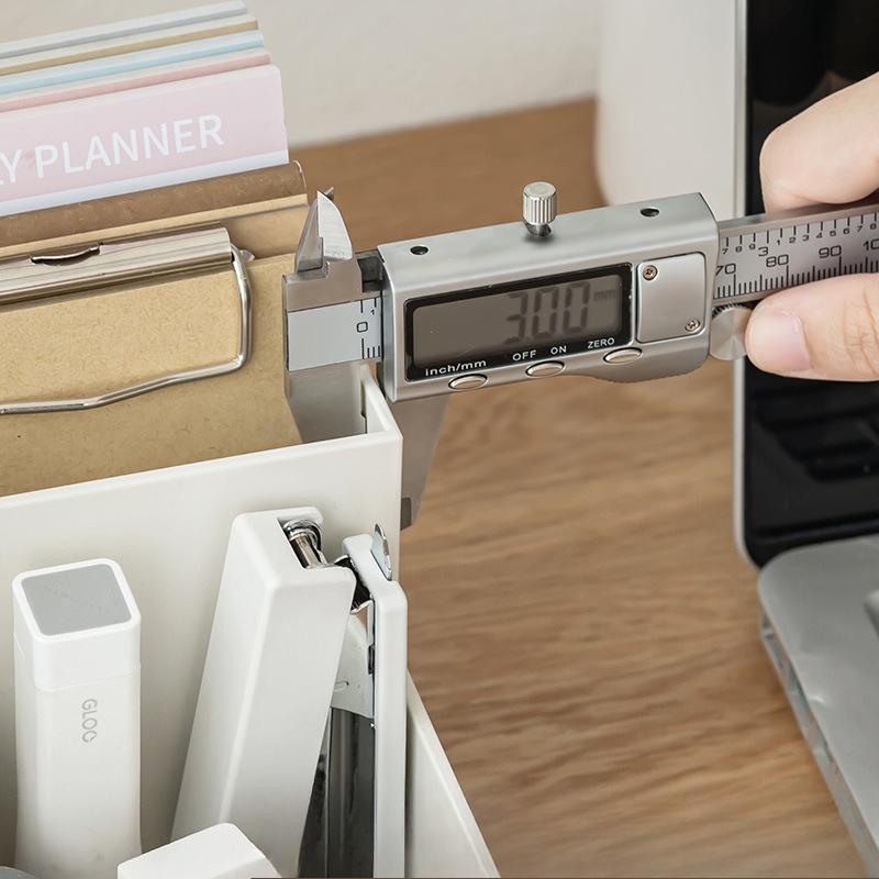 Office Desktop Storage Pen Holder, Student Learning Grid Plastic Pen Holder