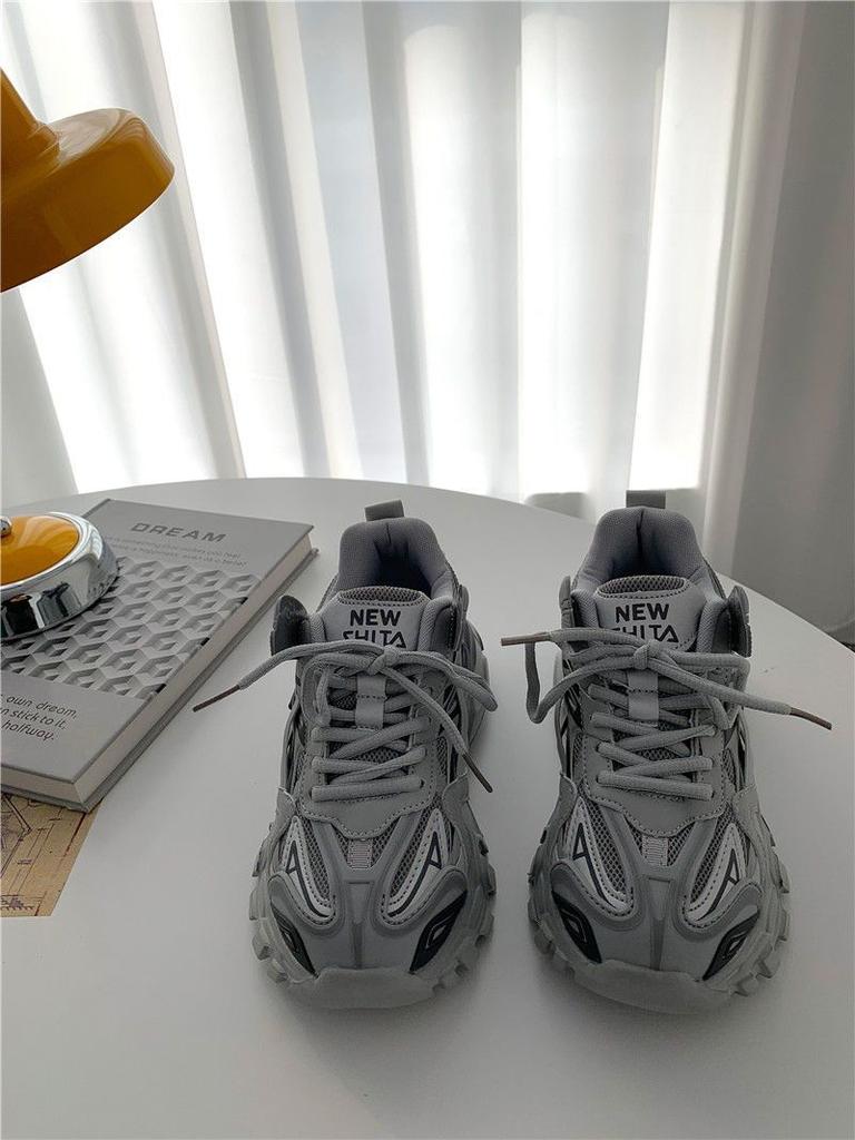 Hong Kong Style Dad Shoes Women 2025 Autumn New Women's Shoes Internet Celebrity Trend Versatile Korean Version Breathable Casual Sports Shoes