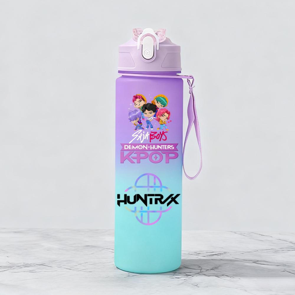Demon Hunters Huntr Rumi Mira Zoey Jinu Celine Plastic Water Cup Pop Drinking Bottle School Huntrix Gourde ML KPOP X K 800 Kid Friendly Entertaining