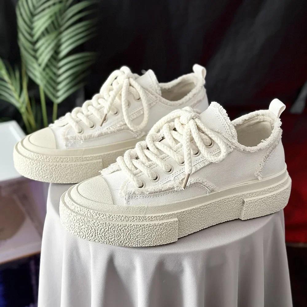 Fashion 2024 Latest Men's and Women's Fashion Trendy Canvas Skateboarding Shoes Comfortable Thick Bottom Couple's Casual Sports Shoes