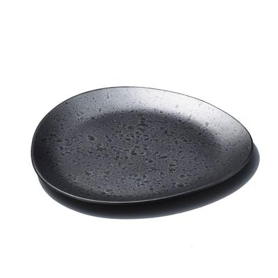Tonami Shoten's Made-in-Japan Triangular Plate, Musubi Plate, Shatter-Resistant, Ceramic-Looking Aluminum with Lightweight Black Glaze, Small,