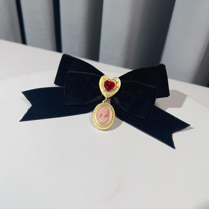 French Court Retro Burgundy Velvet Love Bow Brooch Autumn and Winter Lolita Bow Tie Women's Neckline Accessories