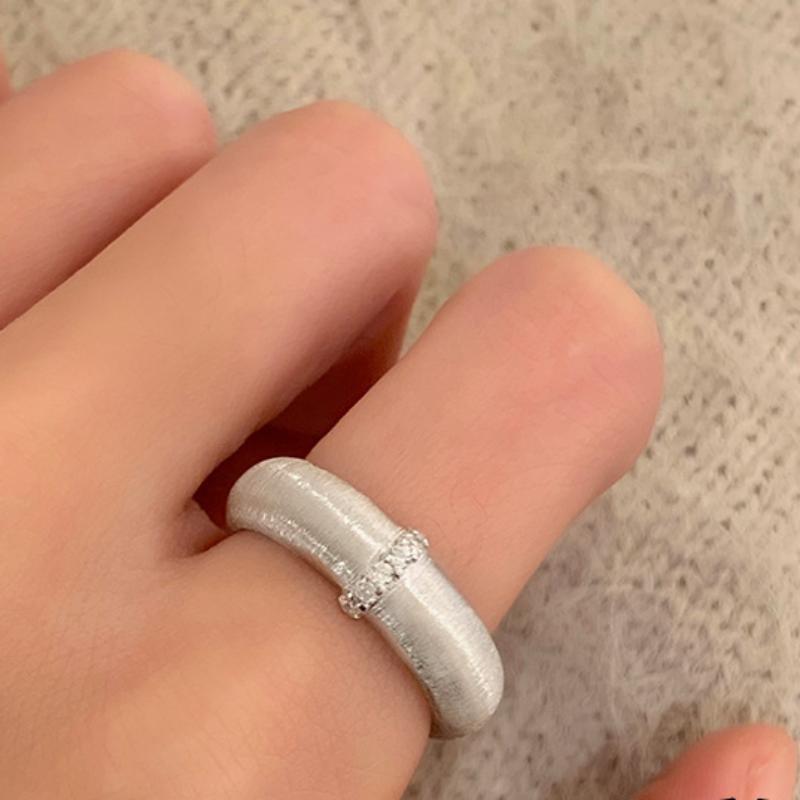 Silver Color Ring for Women Girl Jewelry Geometry Hollowed Out Design Overlapping Fashionable Niche Design with Minimalist Style