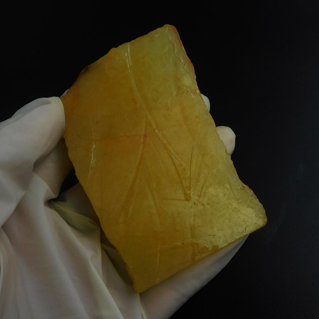 529.70 Carat Natural Yellow Rough Sapphire CERTIFIED Loose Gemstones Uncut