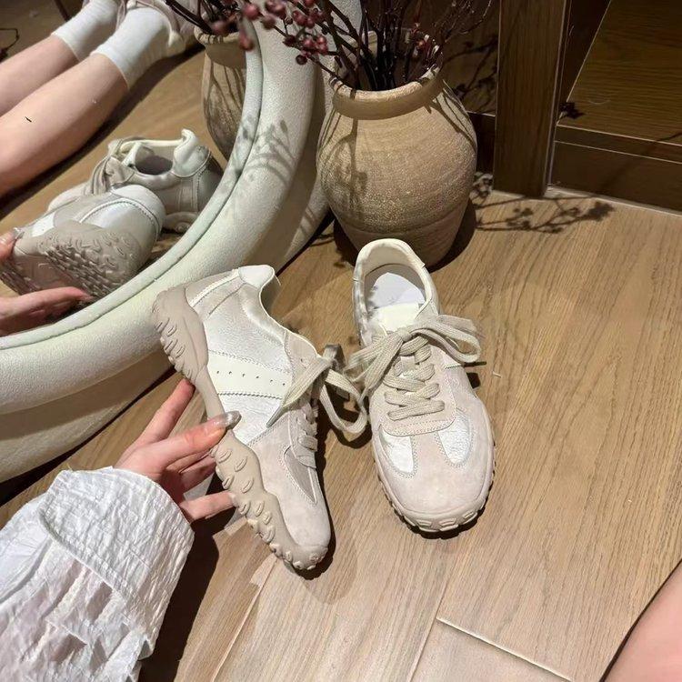 

Cowhide version~ New small inner height increase German training shoes women s versatile lace-up casual sports shoes platform dad shoes 35
