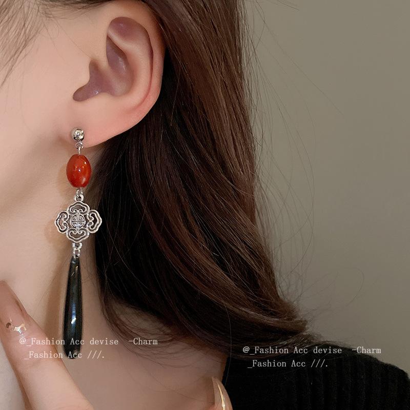 New Chinese silver needle water drop earrings antique fashion temperament earrings retro niche versatile temperament earrings women