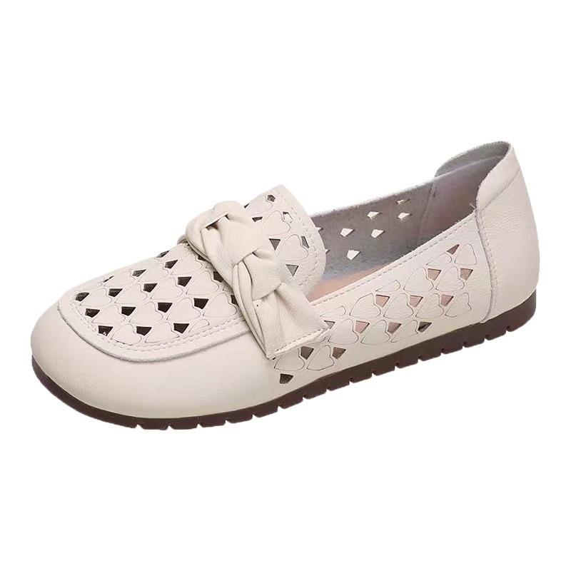 Breathable and Comfortable Soft Leather Flats, Summer Hollow Sandals, New Soft-soled Casual Temperament, One-pedal Doudou Single Shoes
