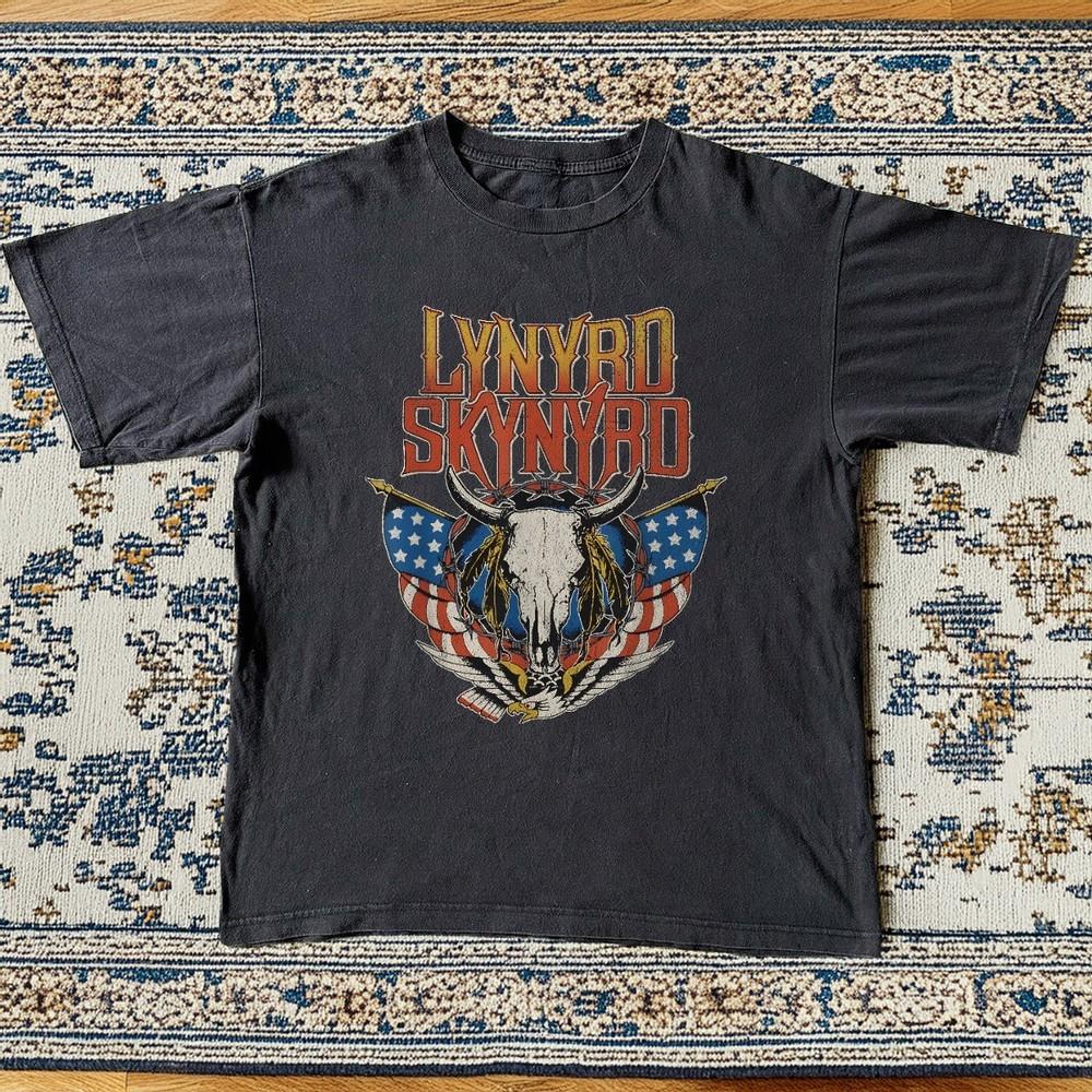 

Lynyrd Skynyrd Steer Skull Retro Black Unisex TShirt Size S5XL Unisex T-Shirt XL
