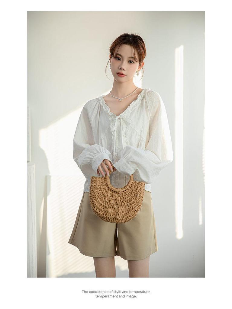 2026 Early Spring French Chic Lace V-Neck Long-Sleeve Women's Shirt