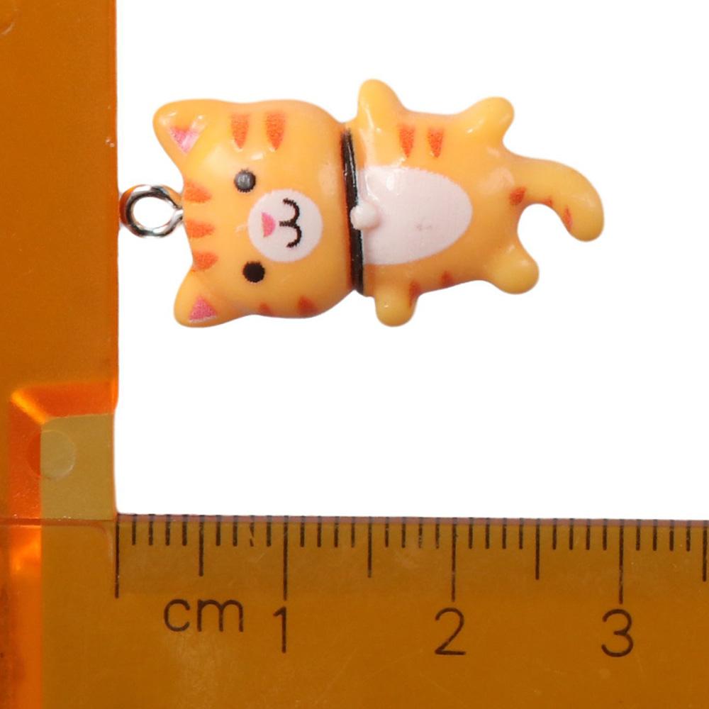 Resin Cute Resin Cat Pendant Cat Charm Charms Pendant Pendant Amulet  Decorative Accessories