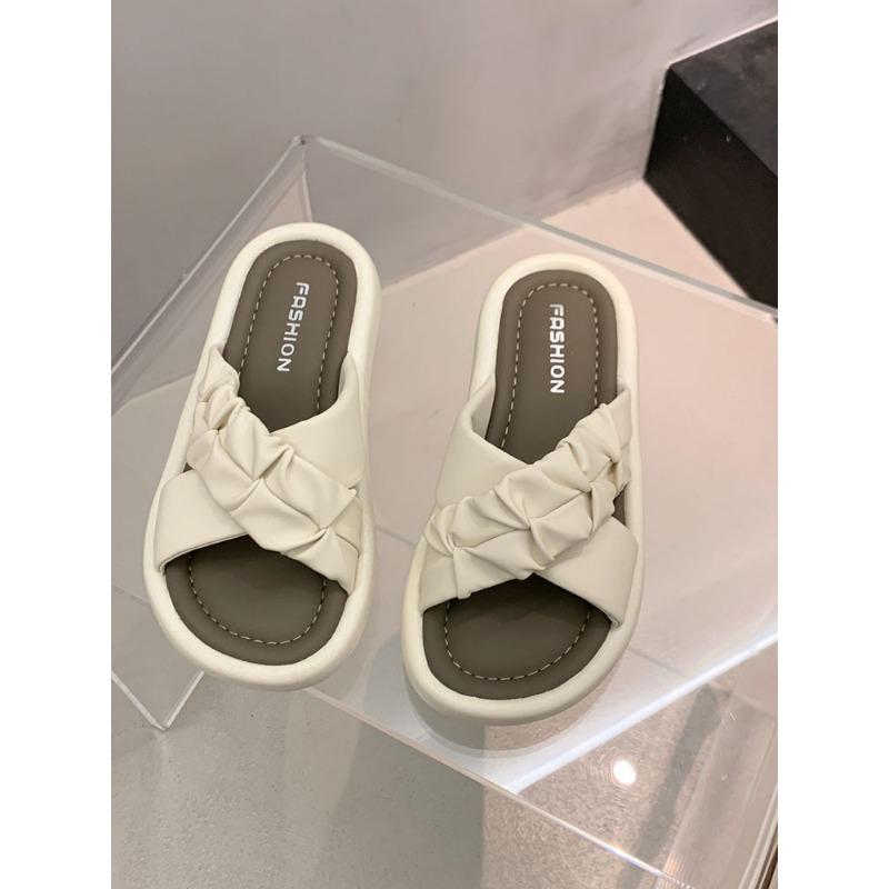 Fashion platform slippers women's outer wear summer new versatile non-slip beach cool summer