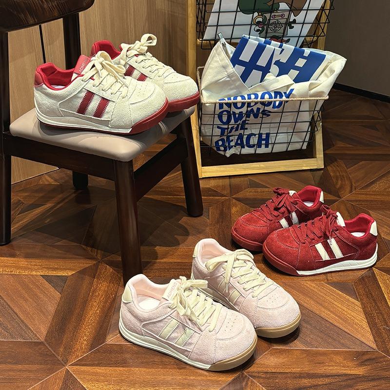 Sneakers Women's New Versatile Niche Casual Lightweight Campus Style Flat-bottomed Bread Shoes