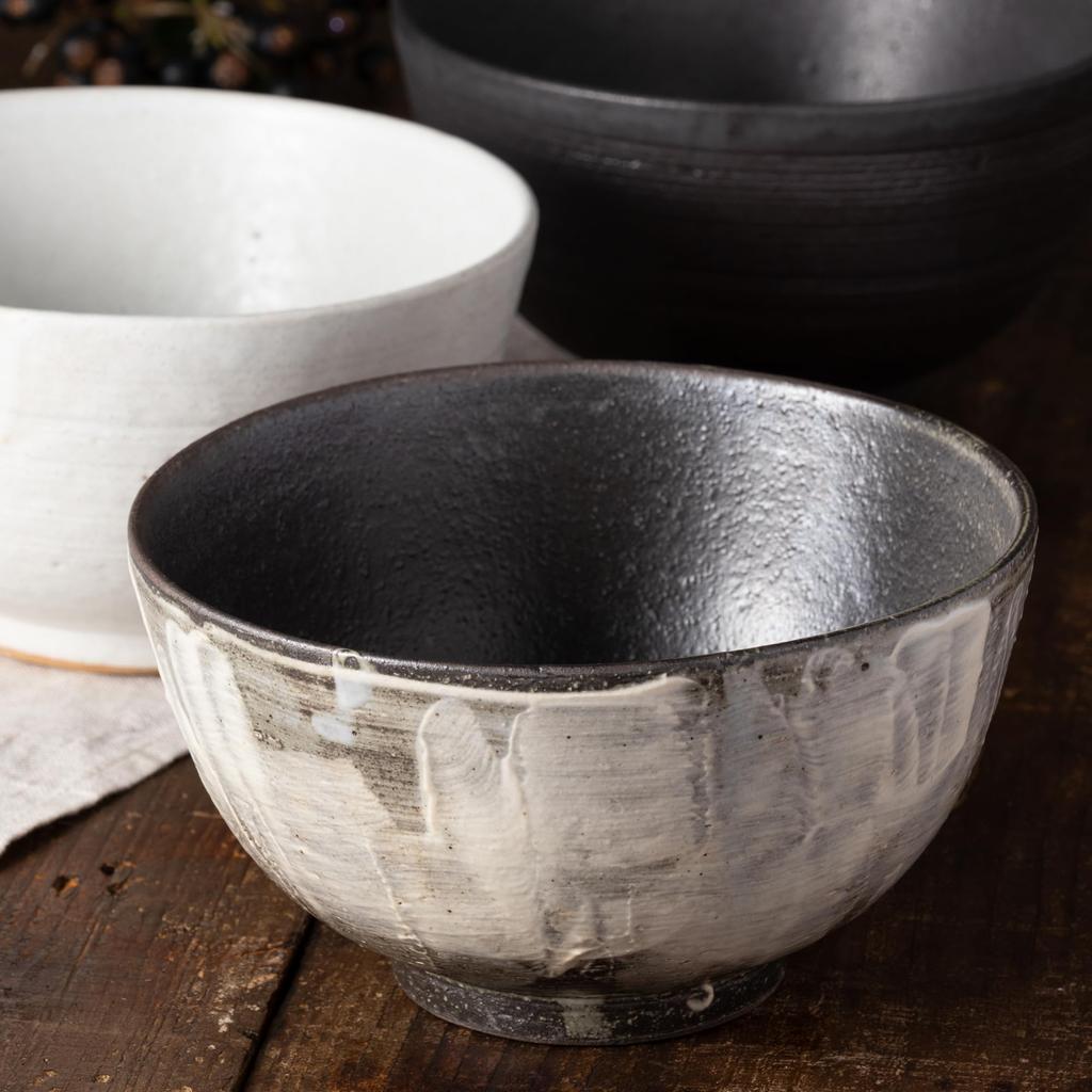 Marui Pottery Shigaraki Ware Hechimon Donburi Schale, ca.. 900ml Fassungsvermögen, Weißes Wellenmuster, Schwarz, MR-3-4594