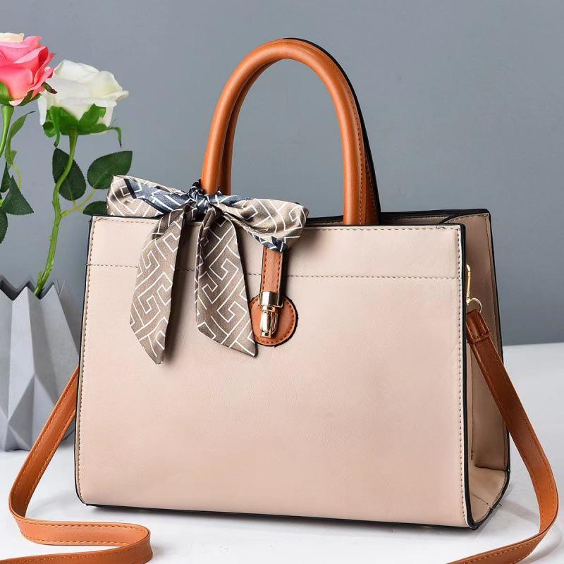 Fashion Women's Bag Large Capacity Messenger Mother Model Solid Color Simple Texture Small Bag