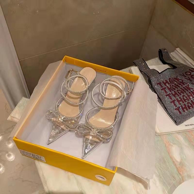 Buty damskie Jesień/Wiosna 2024 Moda Wąski pasek z kokardką motylkową Patchwork Błyszczące Sznurowane na krzyż Szpilki z ostrym noskiem i kryształkami