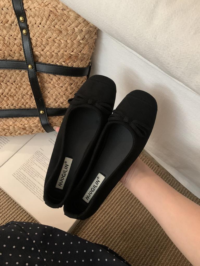 French flat-bottomed red bow grandma shoes women's 2025 hot-selling spring and autumn one-pedal gentle single shoes