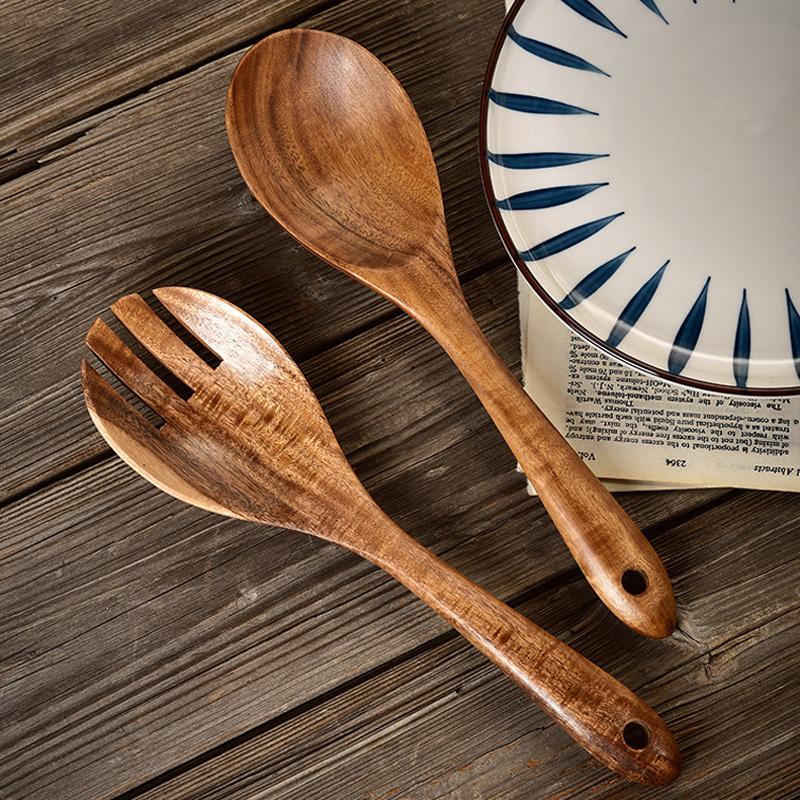Set 2 Pezzi Cucchiaio e Forchetta in Legno Utensili da Cucina in Legno Manico Lungo Cucchiaio da Zuppa Mestolo Cucchiaio da Cucina Forchetta Servitore per Insalata Set da Servizio