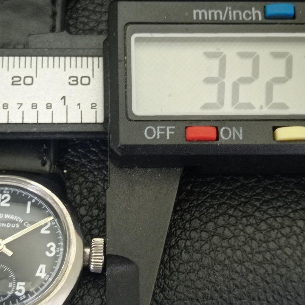 SWISS VINTAGE WEST END WATCH CO HAND-WINDING BOY BLACK DIAL WATCH A701973-1 R207-a701973