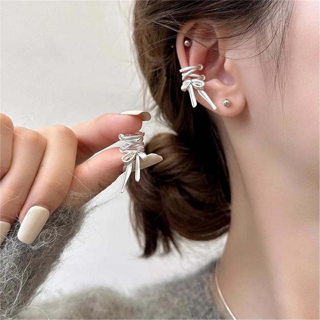 Exquisite Bowknot Ear Cuffs Clip Earrings for Women Fashion Non Piercing Ear Jewelry Metal Material Ear Clip for Daily