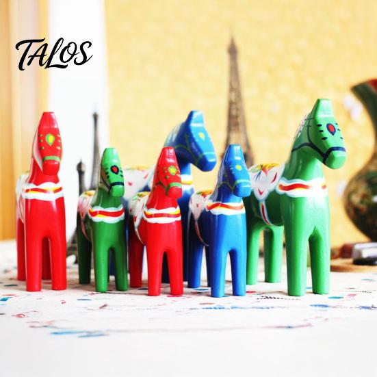 Wooden Dala Horse Decoration Hand Painted Trojan Figurine, Solid Wood Vintage Scandinavian Ornament Statue, Rustic Decorative Tabletop for Home