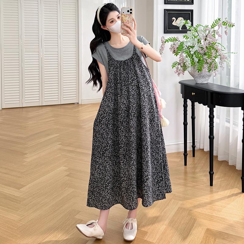 

2026 Summer Maternity Two-Piece Set: Fresh, Loose-Fit, Slimming Short Sleeve T-shirt & Camisole Dress 2XL