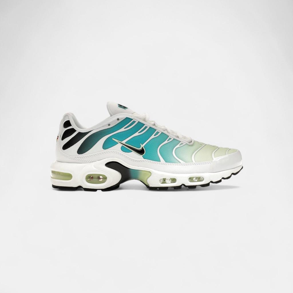 nike-air-max-plus-tn-dusty-cactus-barely-volt