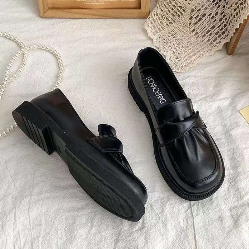 35-43 Large size women's shoes 41 Wide feet Fat feet Mary Jane single shoes Autumn British style black small leather shoes Loafers 42