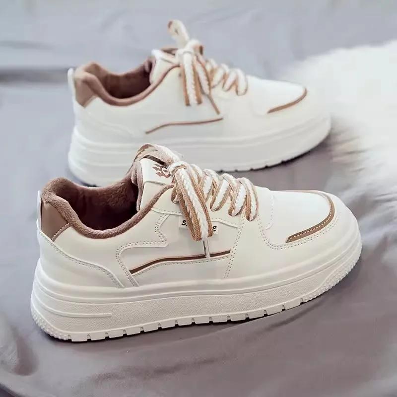 New Autumn and Winter Board Shoes for Women Thick Soles with Plush Cotton Shoes for Students Versatile Casual Sports White Shoes