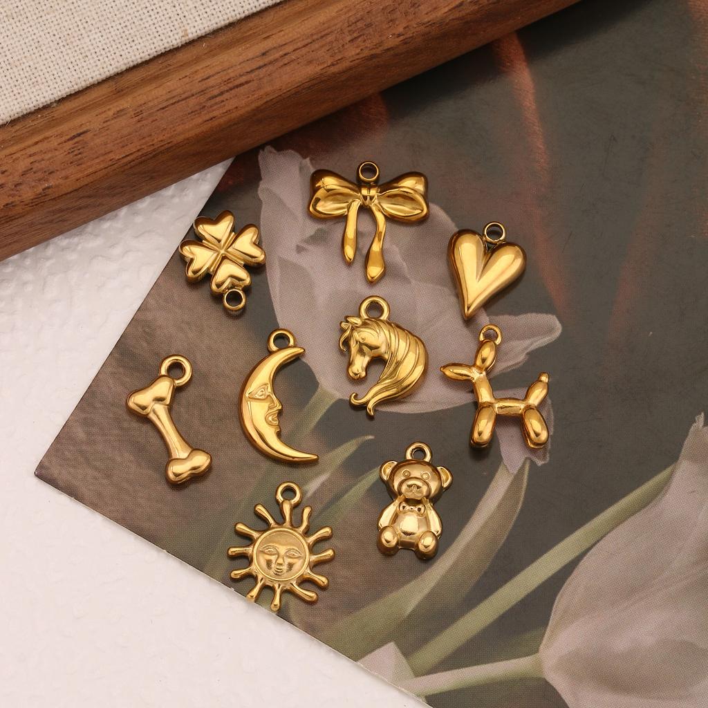 3Pcs Cute Small Bear/Luckly Clover/Heart/Sun Flower Charms PVD Plated Gold Pendants DIY Necklace Bracelet Earring Jewelry Making